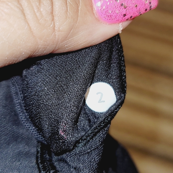 LULULEMON Free To Be Serene Criss Cross Straps Slouchy Back Yoga Tank Top 6. - Picture 8 of 9